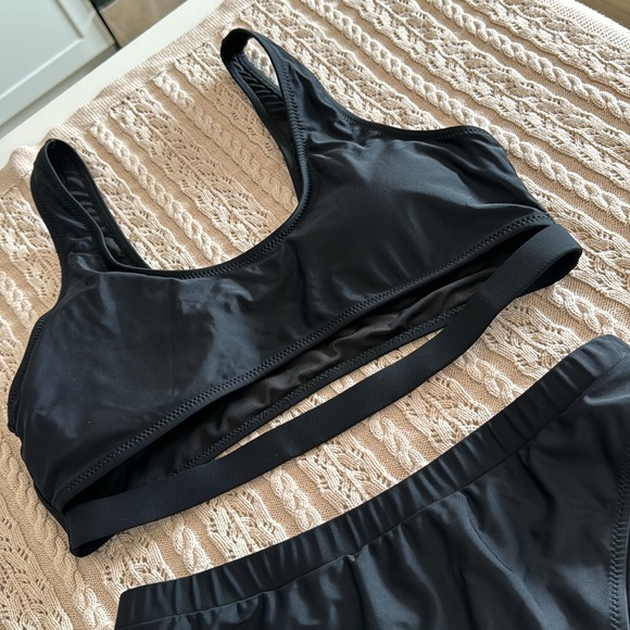 Blooming Jelly Bikini - Picture 2 of 3